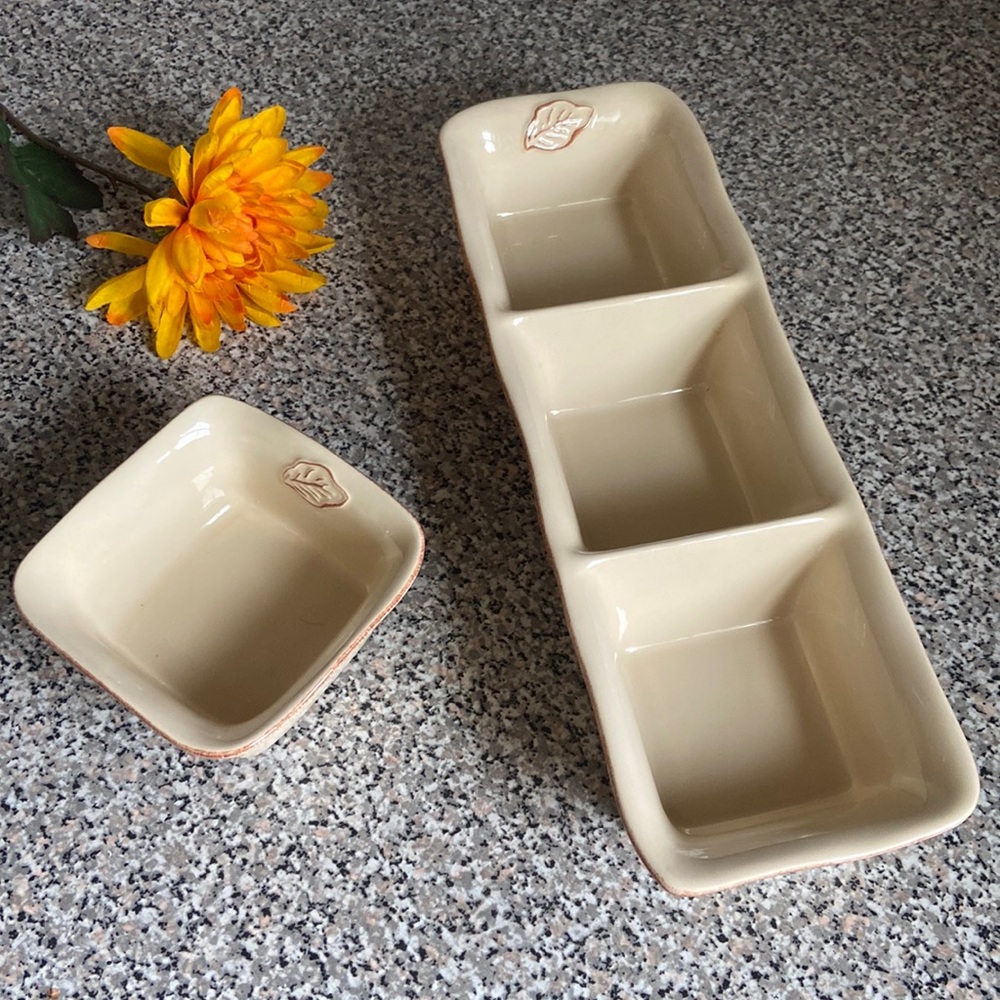 Tastefully Simple Ceramic Bakeware Cream Colored Two Piece